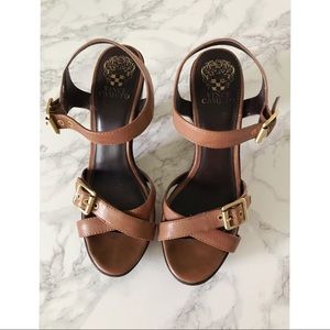 VINCE CAMUTO sandal
